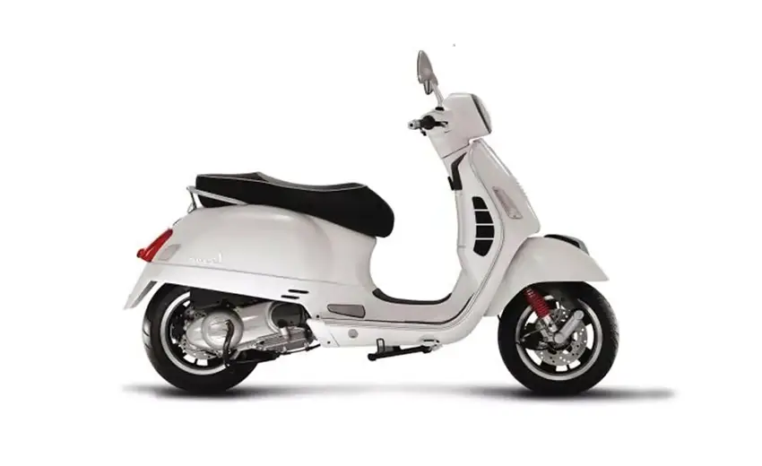 Vespa gts 300 to rent in Positano